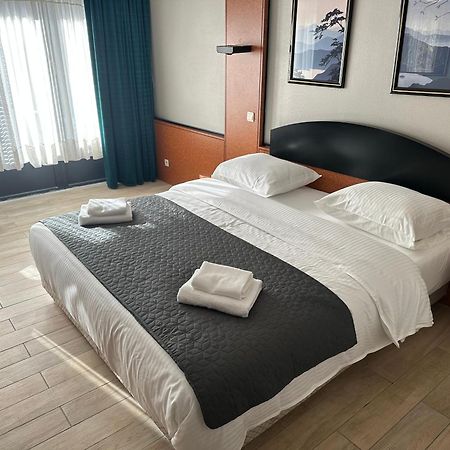 Hotel Europacity Brussels Ngoại thất bức ảnh