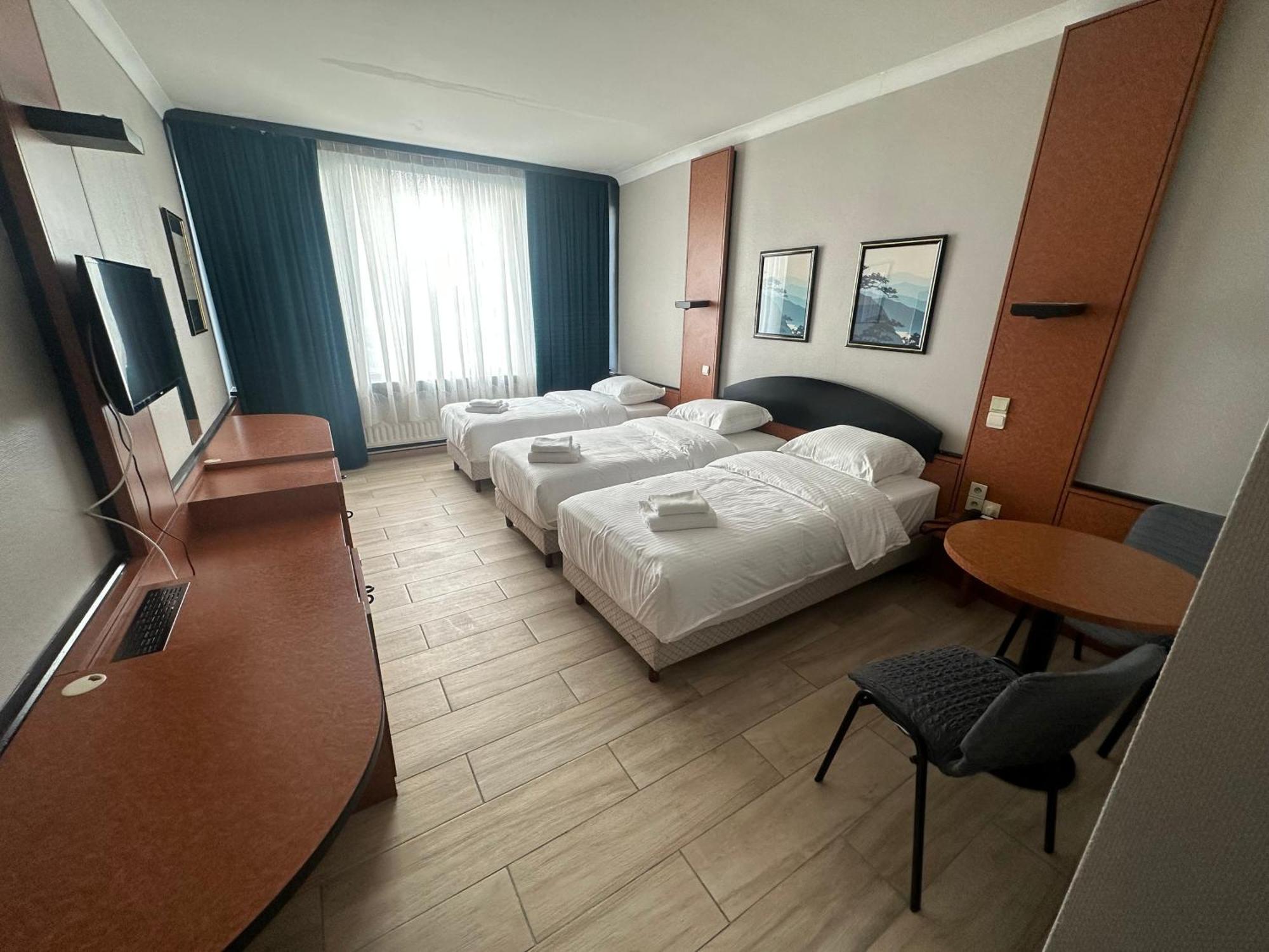 Hotel Europacity Brussels Ngoại thất bức ảnh